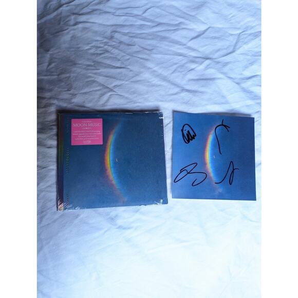 Coldplay Moon Music Signed CD Limited First Edition First Eco Rainbow EcoCD - Picture 6 of 12